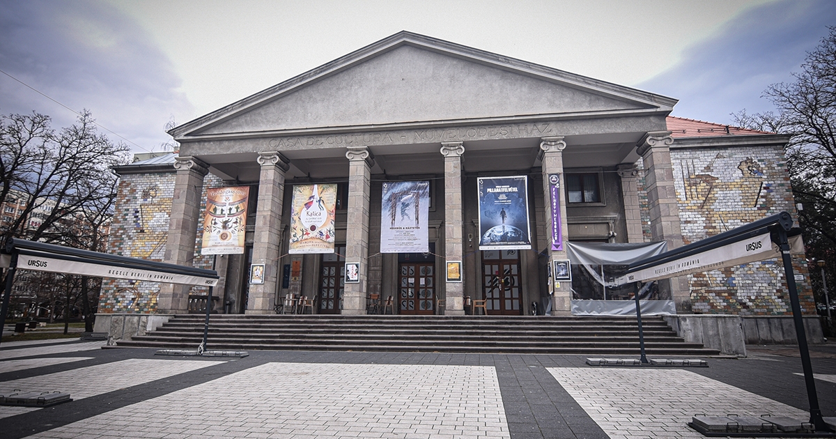 Költözés előtt a Csíki Játékszín és a néptáncszínház, de még nincs végleges helyszín